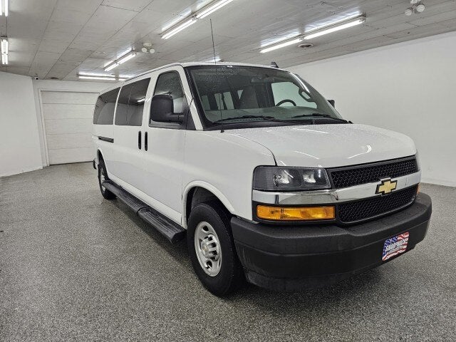 2023 Chevrolet Express 3500 LS Passenger