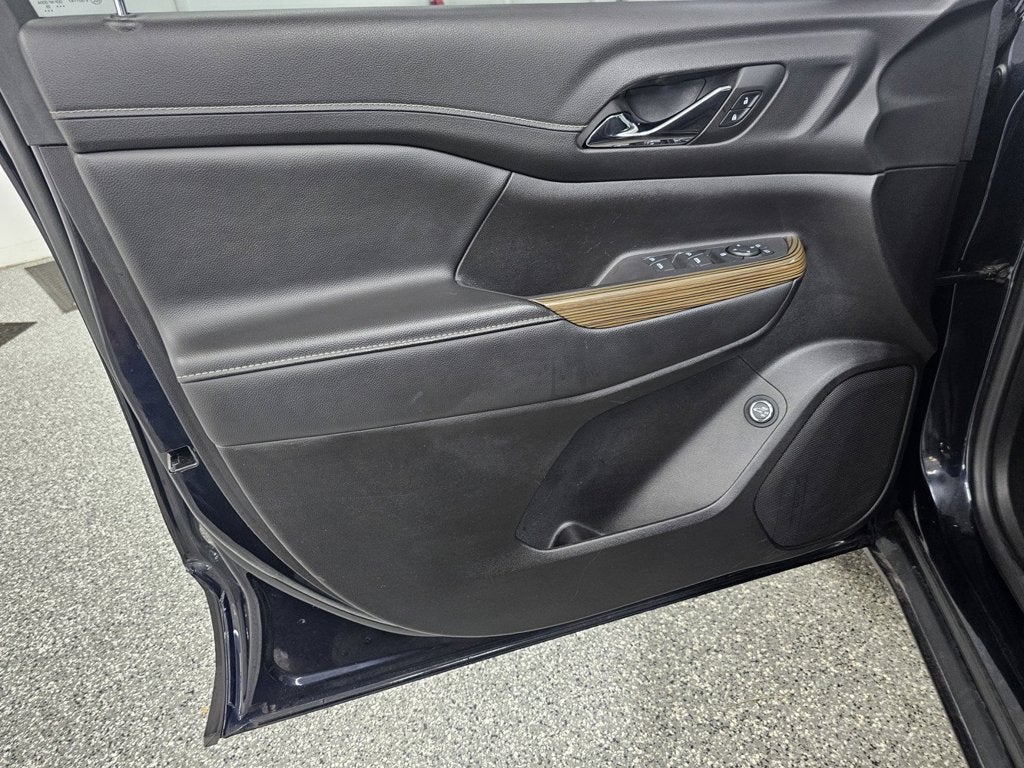 2022 GMC Acadia SLE