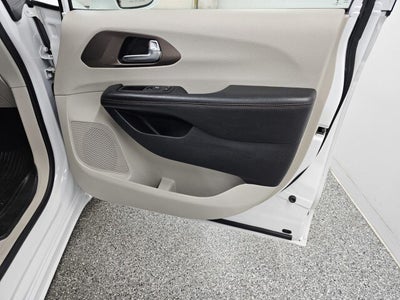2019 Chrysler Pacifica Touring Plus