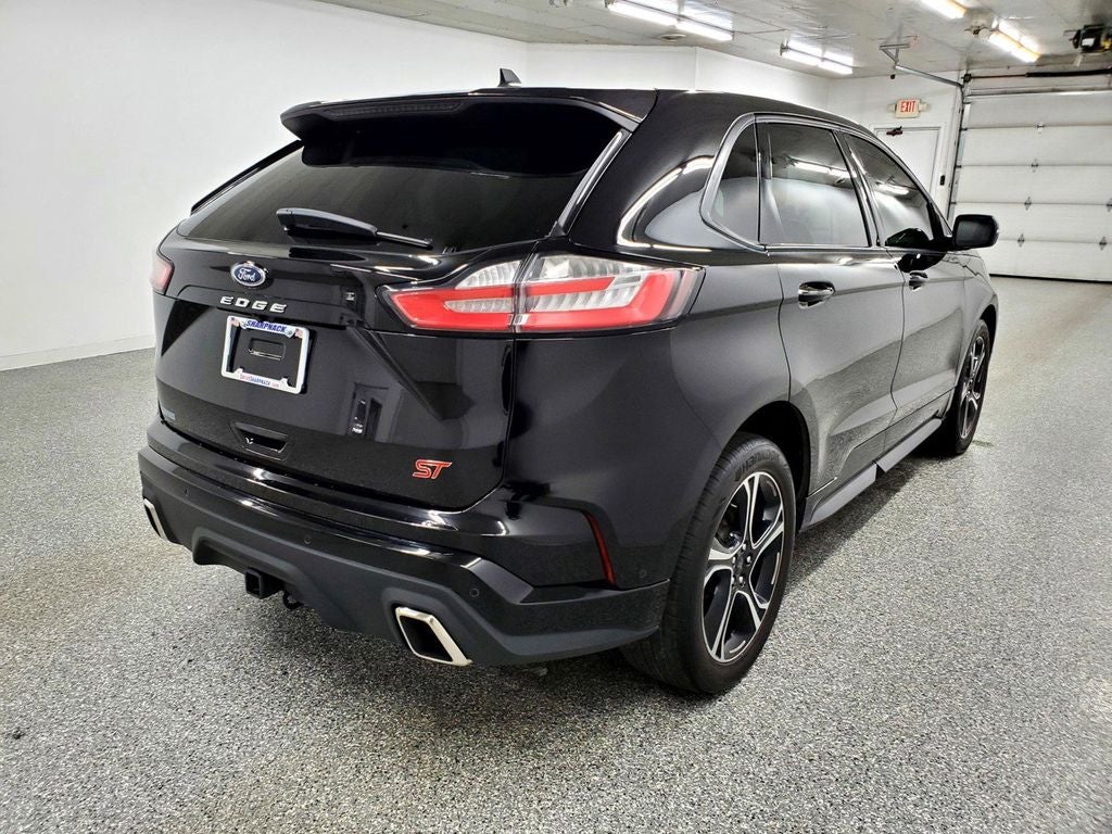 2022 Ford Edge ST
