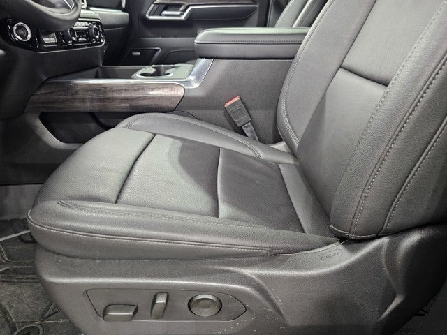 2025 Chevrolet Silverado 3500HD LTZ