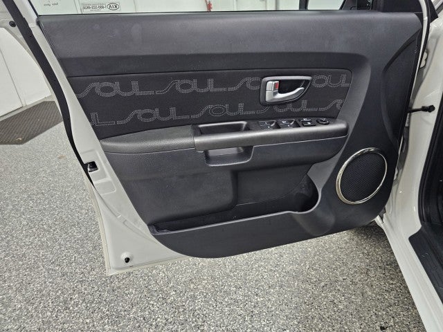 2013 Kia Soul +