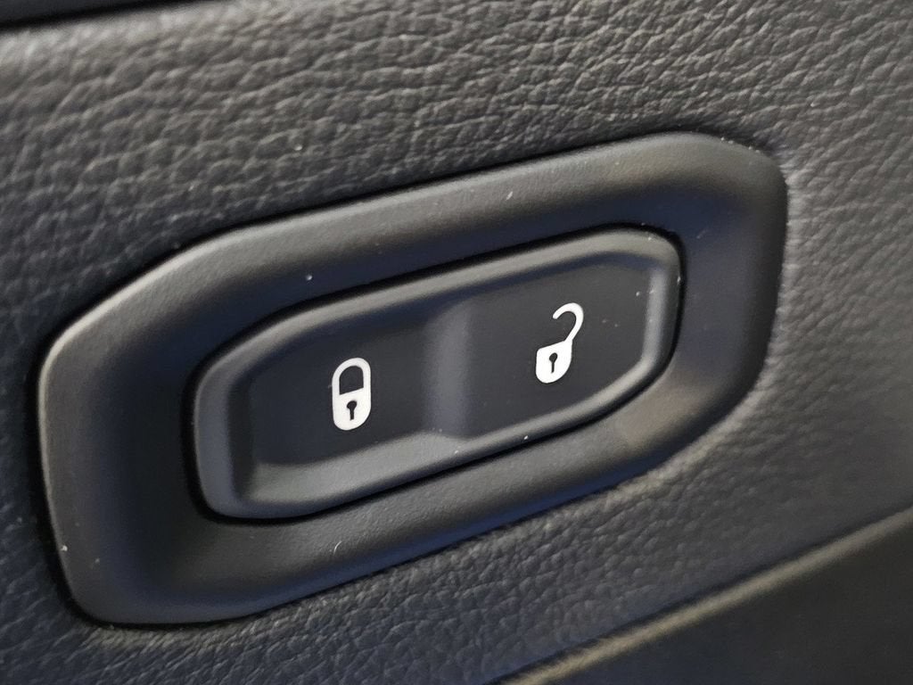 2025 Jeep Gladiator High Tide