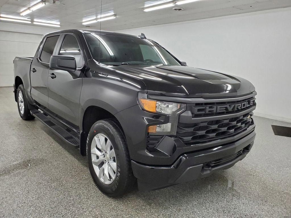 2023 Chevrolet Silverado 1500 Custom