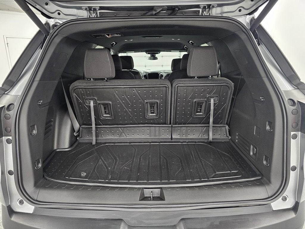 2024 Chevrolet Traverse Limited LT Cloth