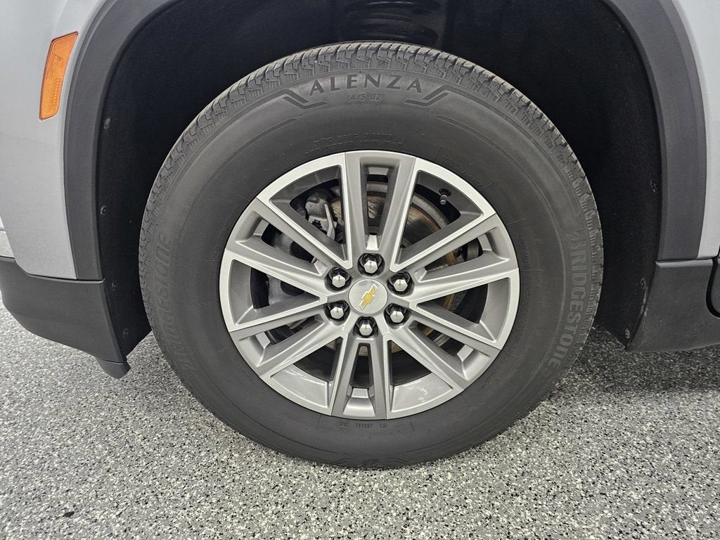 2024 Chevrolet Traverse Limited LT Cloth