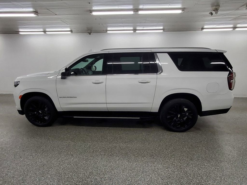 2022 Chevrolet Suburban LT