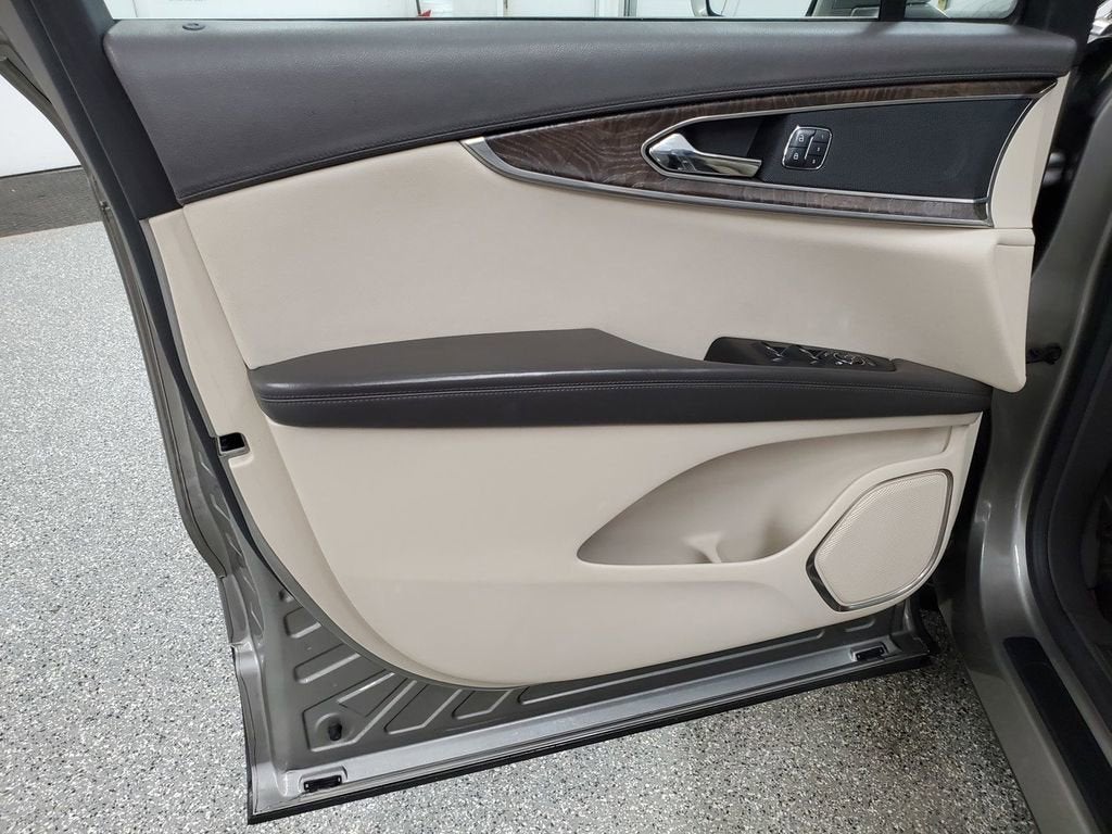 2016 Lincoln MKX Select