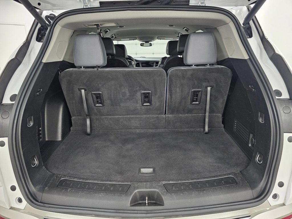 2020 Buick Enclave Essence