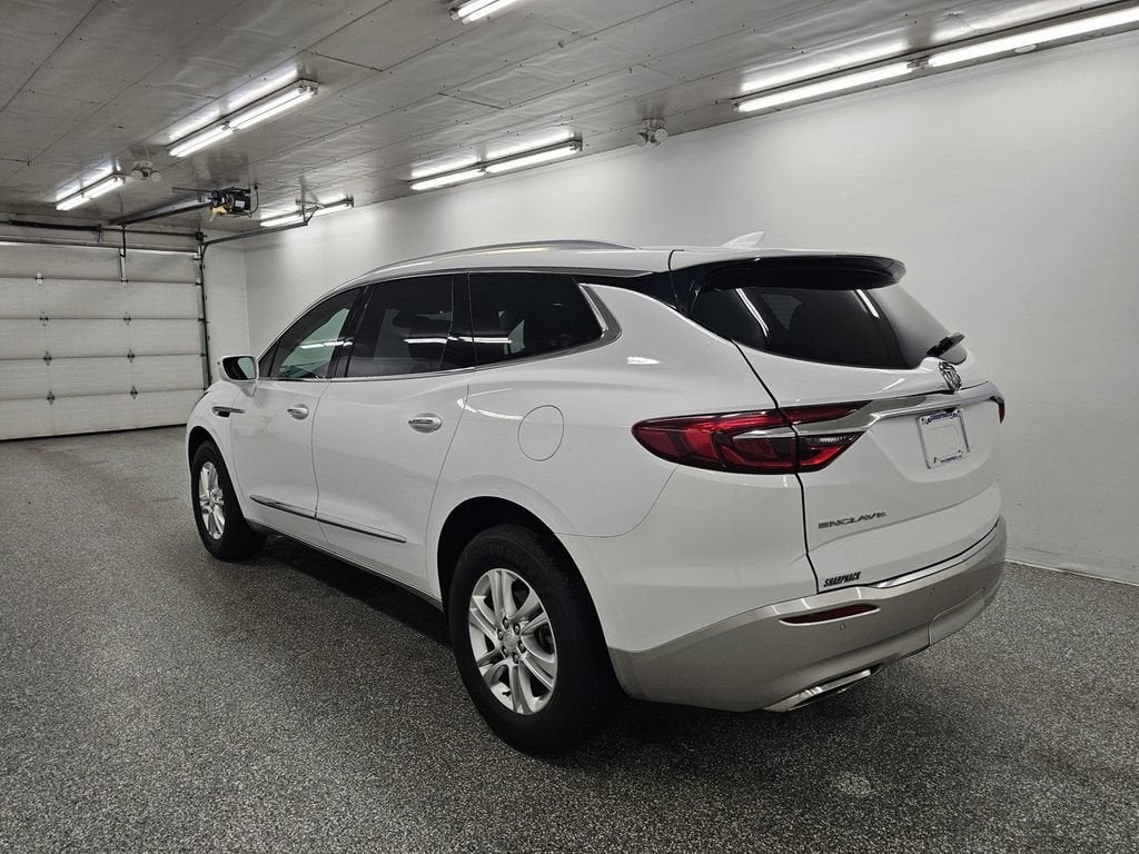 2020 Buick Enclave Essence
