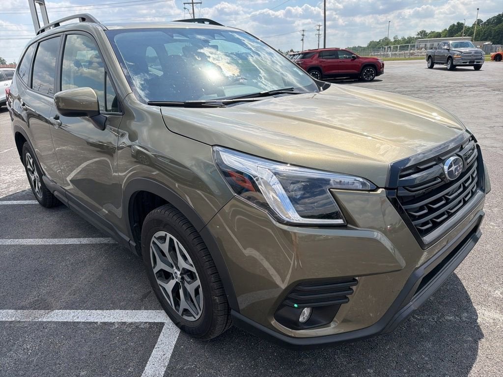 2024 Subaru Forester Premium